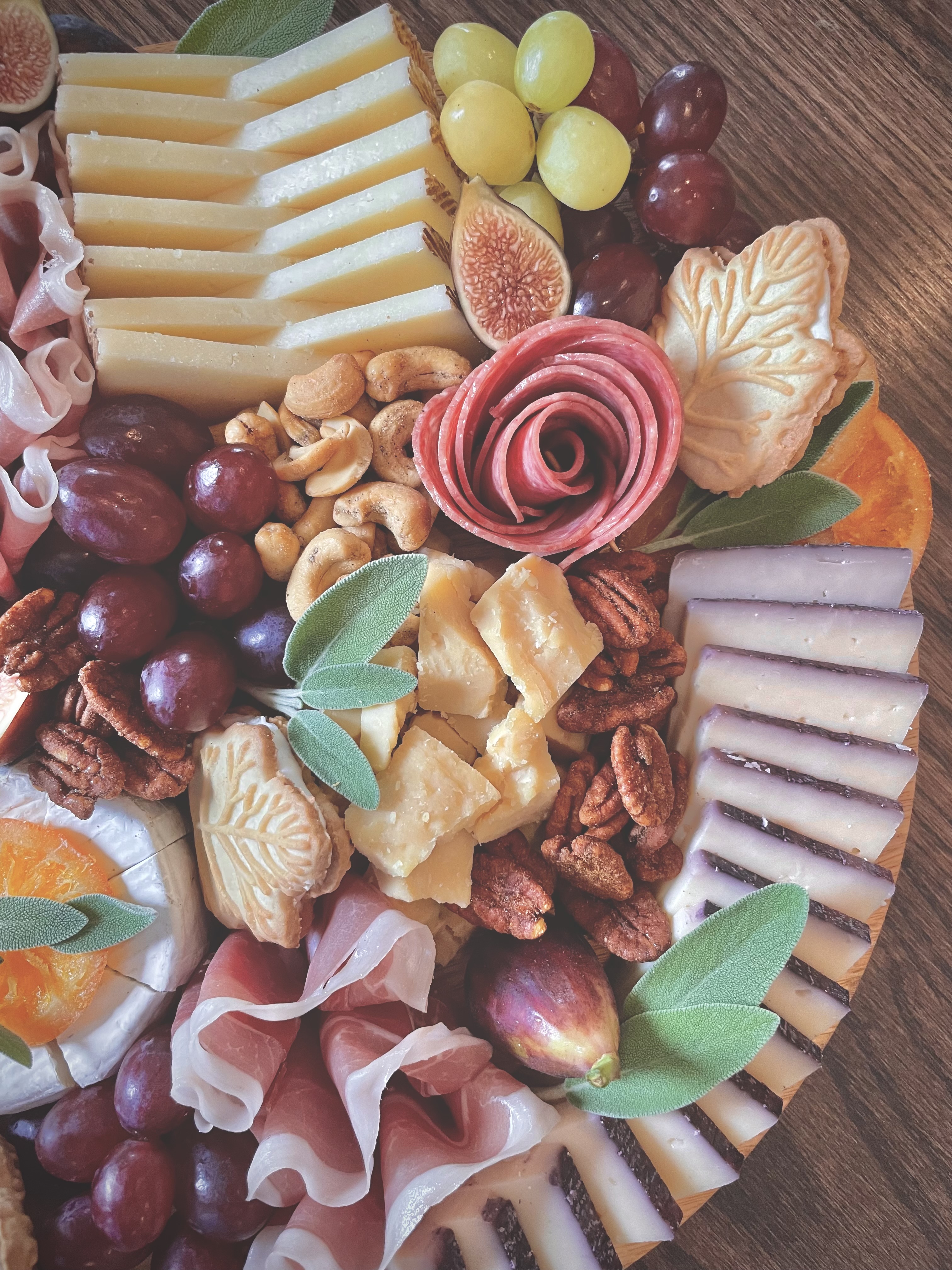 charcuterie board chicago grazing table chicago